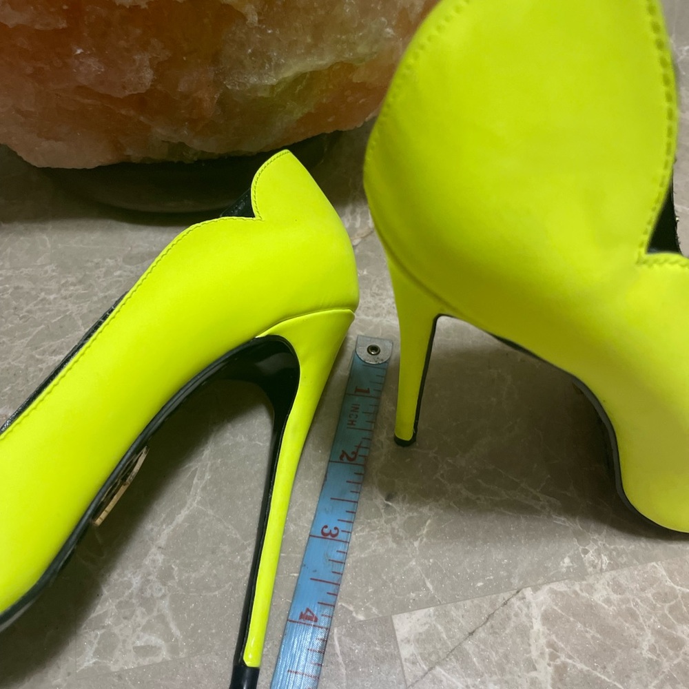 Lust For Like Neon Yellow heels - Picture 7 of 7